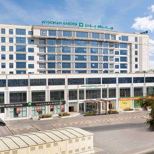 Hotel Wyndham Garden Muscat Al Khuwair cazare Muscat