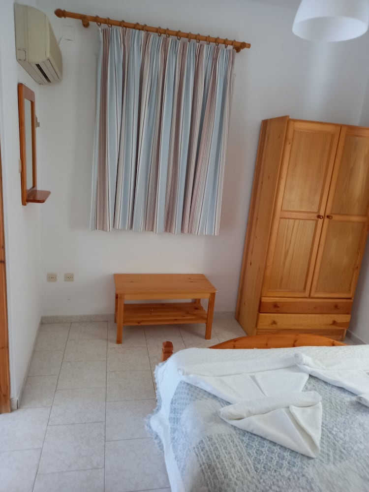 Hotel Holidays In Paros