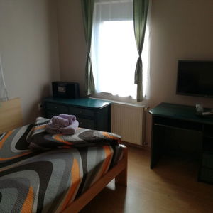 Hotel Rooms Green Set cazare Belgrad