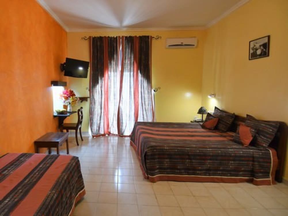 Hotel Hotel De La Poste