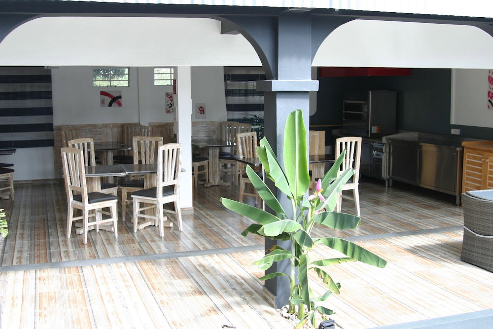 Le Pole Residence