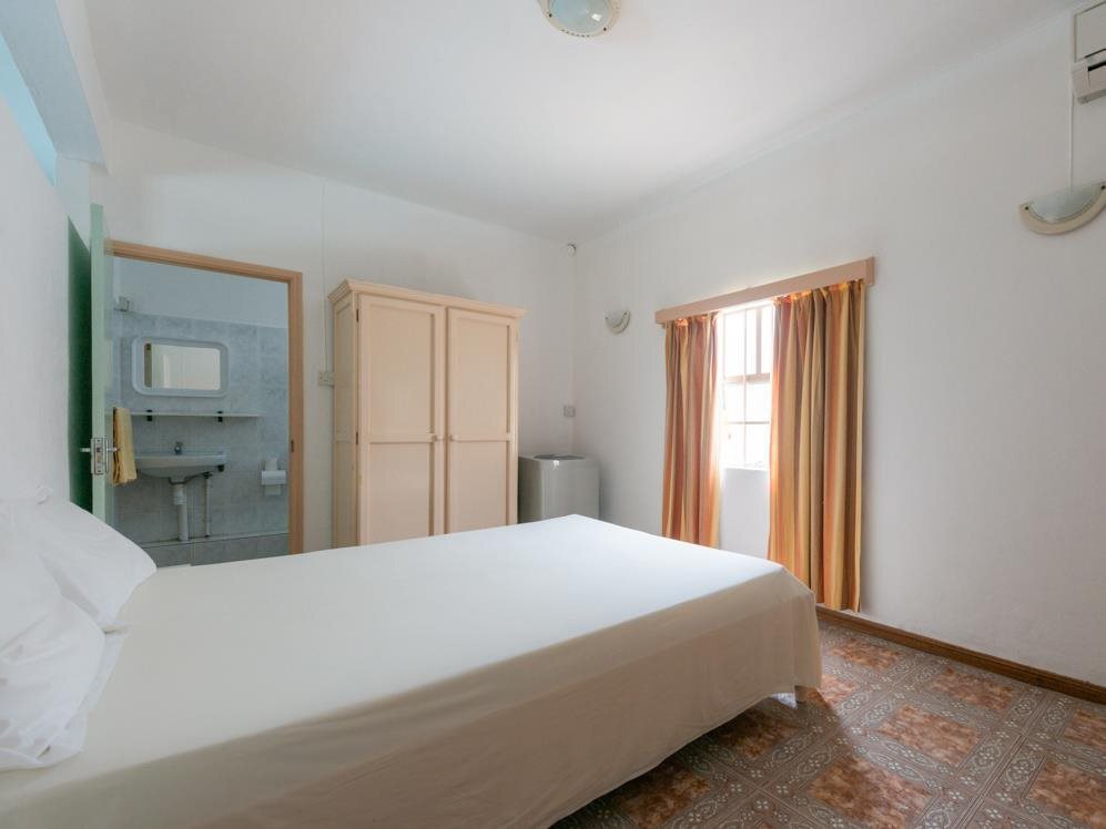 Wanna Studio & Apartments/Duplex