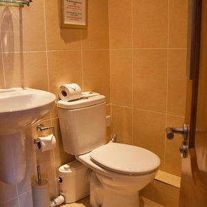 Hotel City Hotel cazare Dunfermline