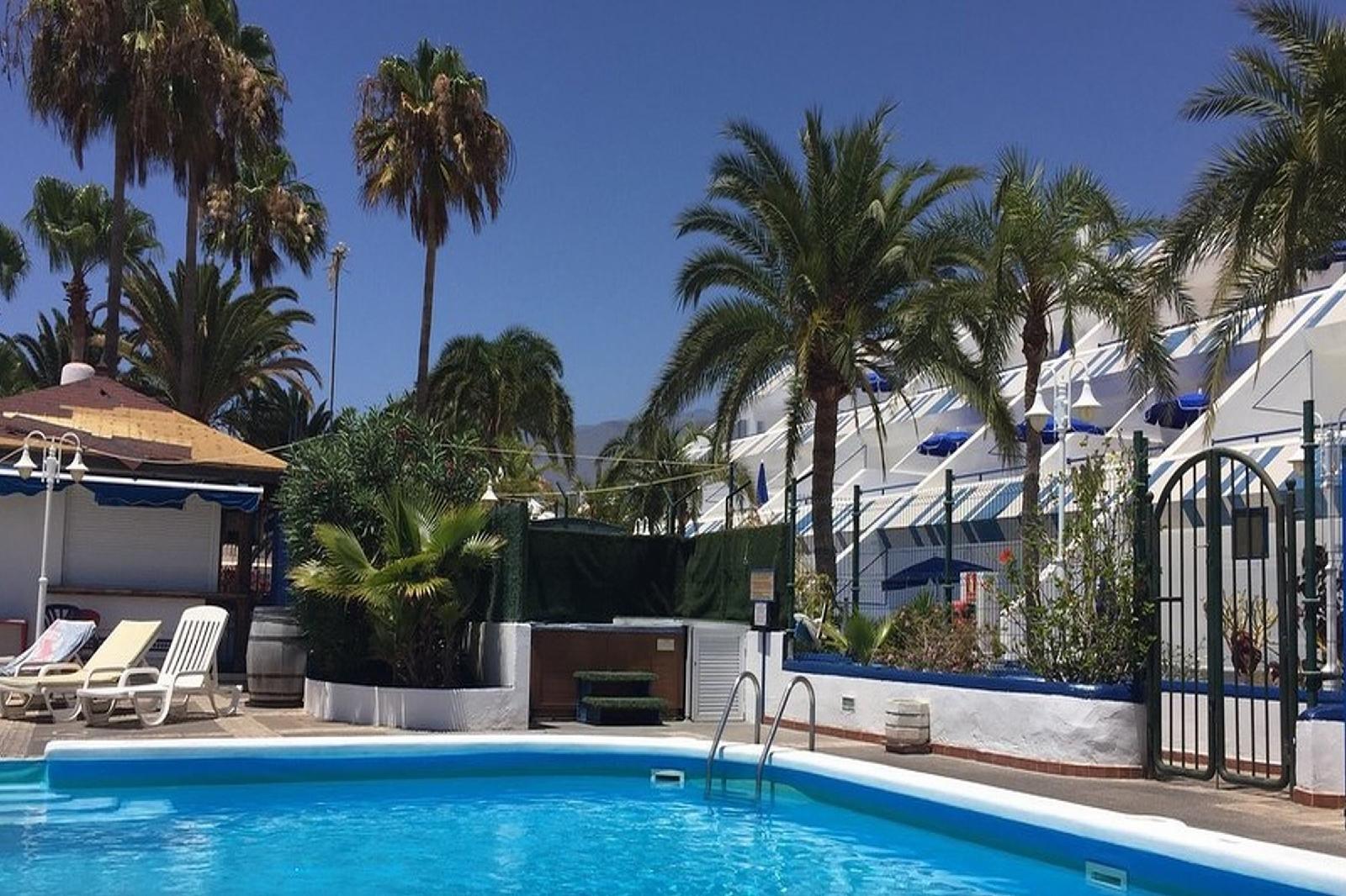 Apartamentos Puerto Colon Club