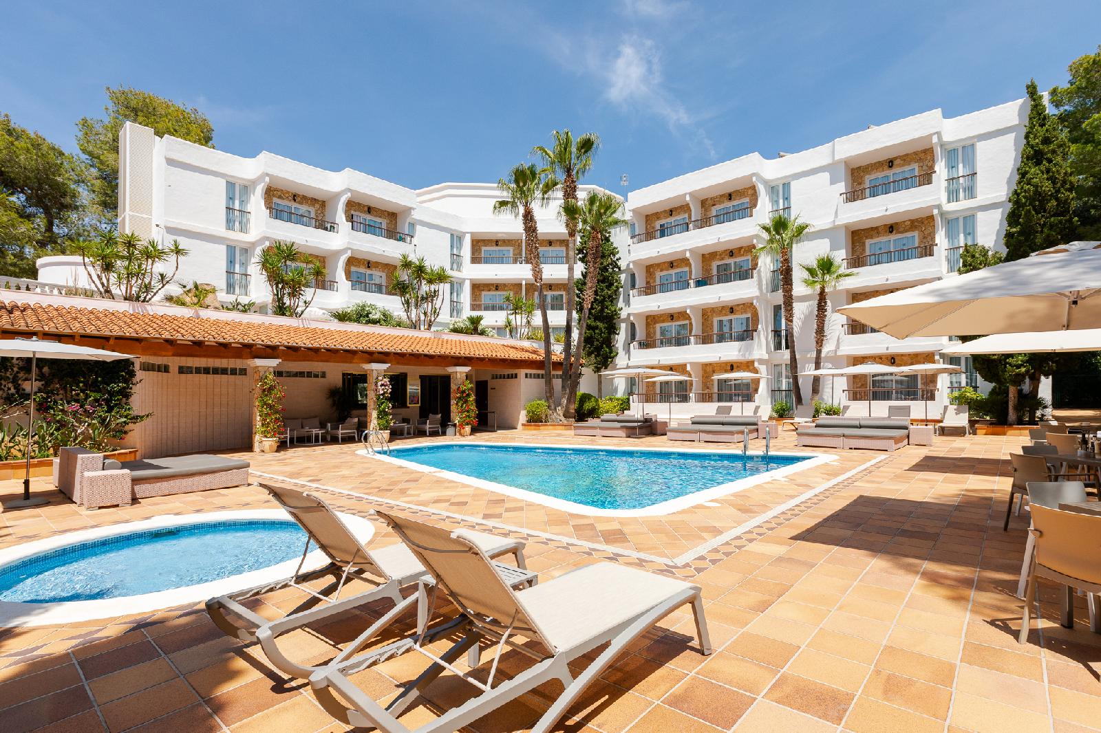Suite Hotel S'argamassa Palace