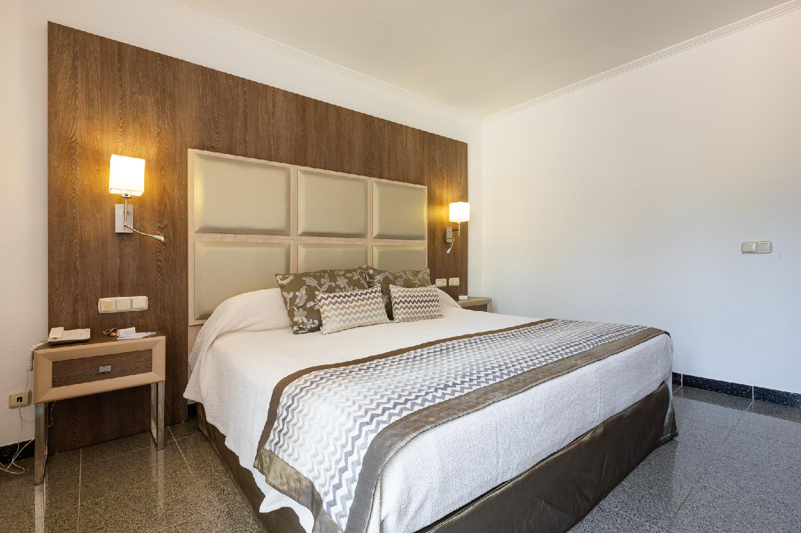 Suite Hotel S'argamassa Palace
