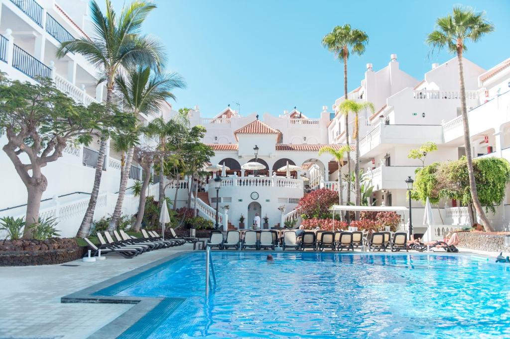 Hotel Beverly Hills Heights - Excel Hotels & Resorts