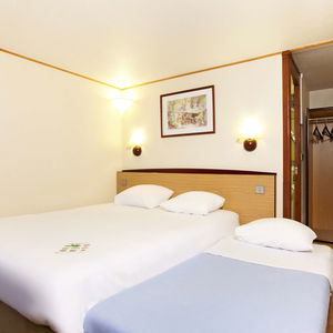 Hotel Campanile Colmar Aéroport cazare Colmar