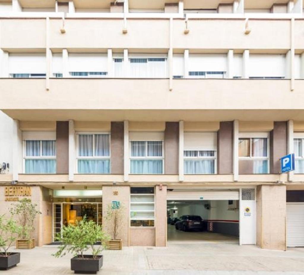 Hotel Aparthotel Bertrán