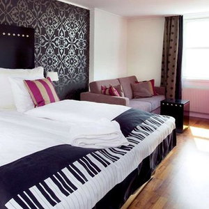 Hotel Home Hotel Arcticus cazare Harstad