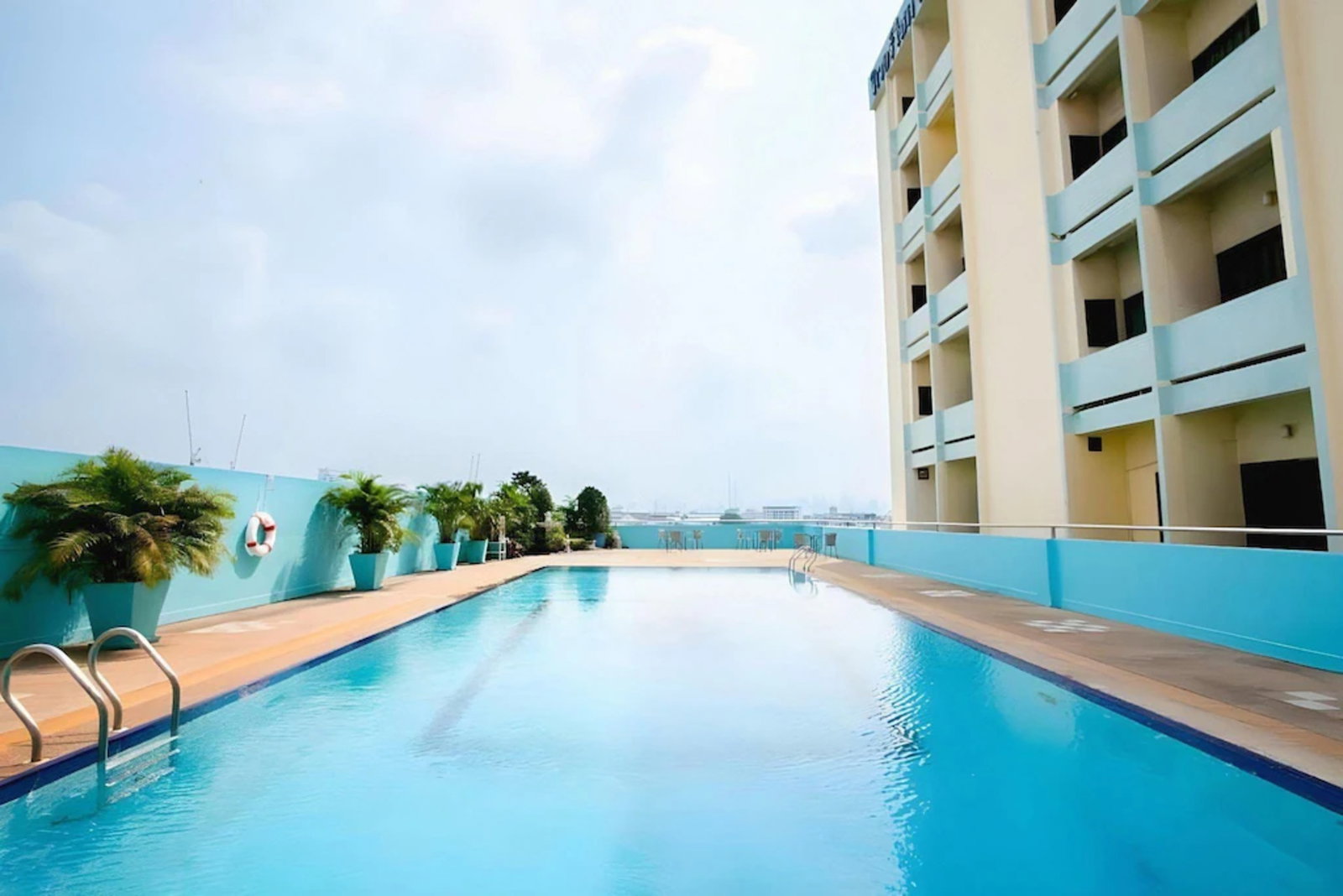 Hotel Riverside Bangkok Hotel