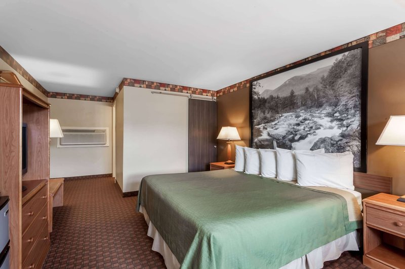 Hotel Super 8 By Wyndham Lake George/Downtown