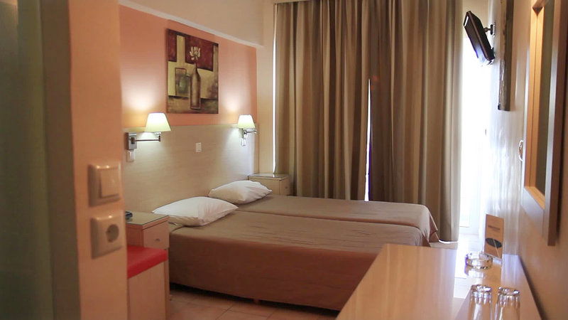 Hotel Ambassador City Hotel