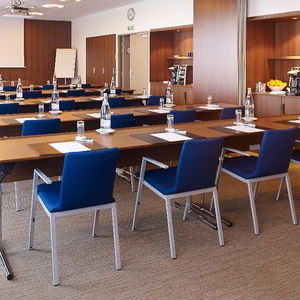 Hotel Holiday Inn Express Toulouse Airport cazare Blagnac