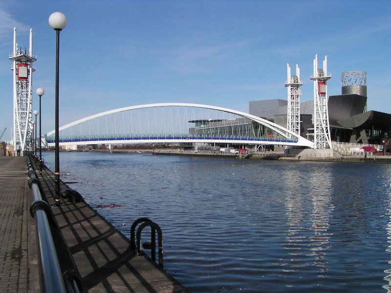 Hotel Millenium Tower & Point By Quay Apartments