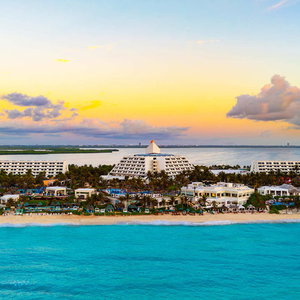 Sejur The Pyramid Cancun By Oasis vacanta Cancun
