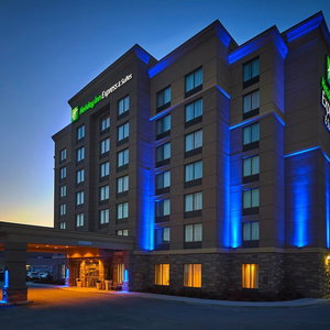 Hotel Holiday Inn Express & Suites Timmins cazare Timmins