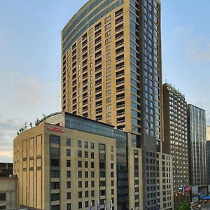 Hotel Hilton Garden Inn Montreal Centre-Ville cazare Montreal