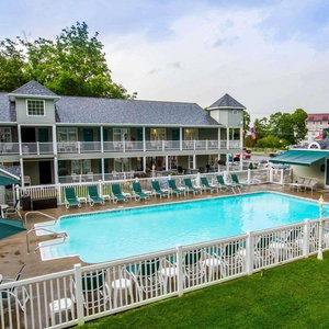 Hotel Quality Inn Lake George cazare Lake George