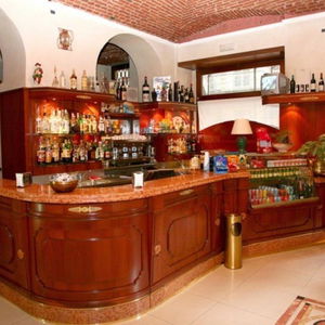 Hotel Nizza cazare Alberta