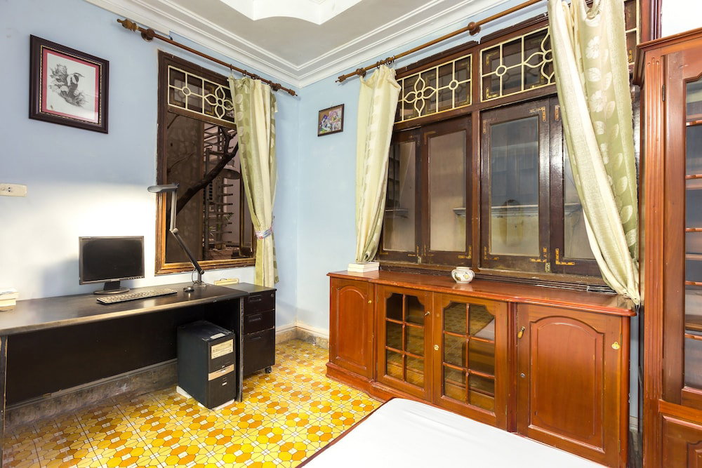 Chikoo Homestay