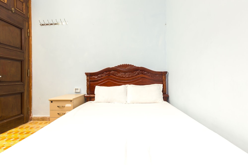 Chikoo Homestay
