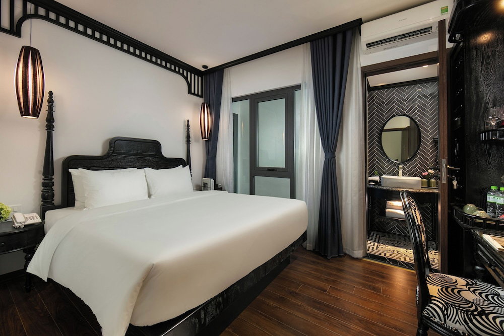 Hotel Château De Hanoi