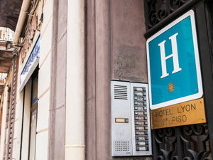 Hotel Hotel Lyon cazare Barcelona
