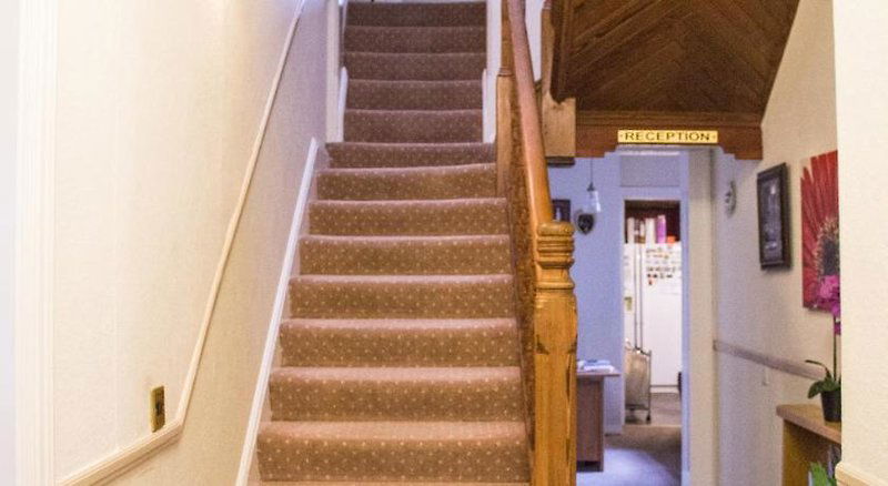 Hotel Hazeldene Guest House