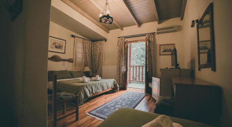 Hotel Bourazani Wildlife Resort