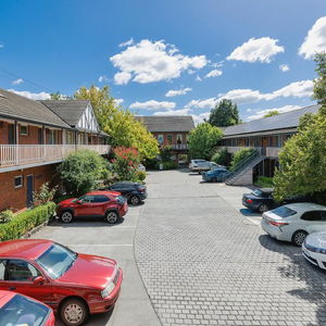 Hotel Elizabethan Lodge cazare Blackburn North