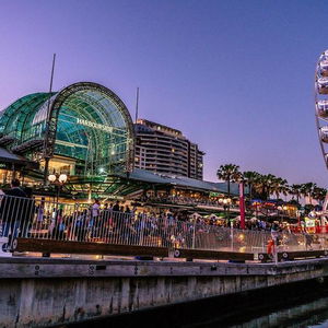 Hotel Furama Darling Harbour cazare Sydney