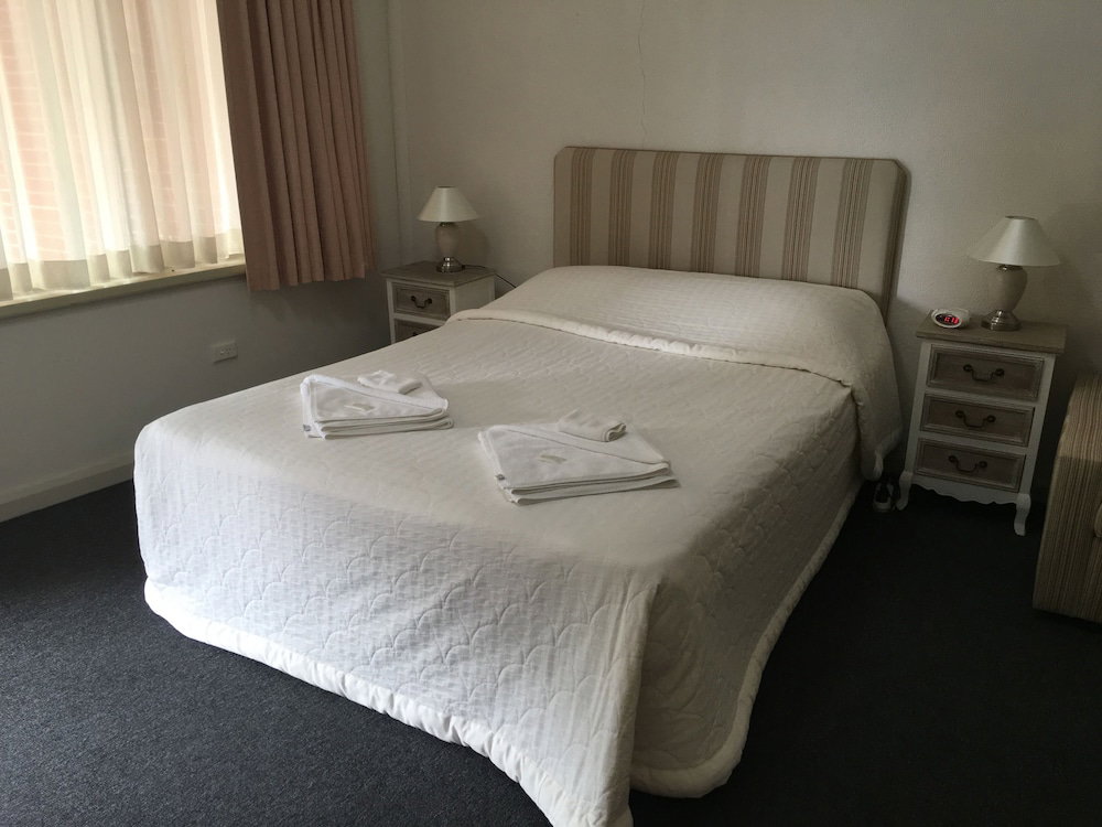 Hotel Town & Country Motel