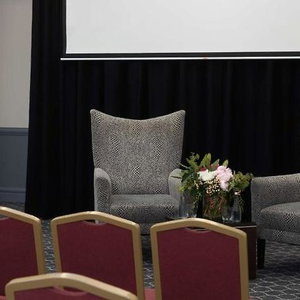 Hotel Visy Dior cazare Baulkham Hills