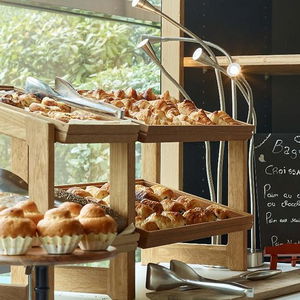 Sejur B&B Hotel Rueil-Malmaison Gare vacanta Rueil-Malmaison