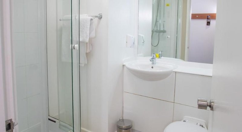 Hotel Redwings Lodge Solihull