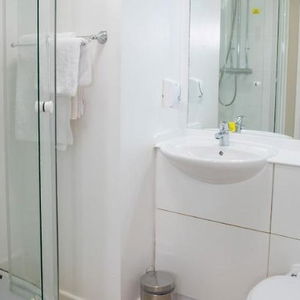 Hotel Redwings Lodge Solihull cazare Solihull