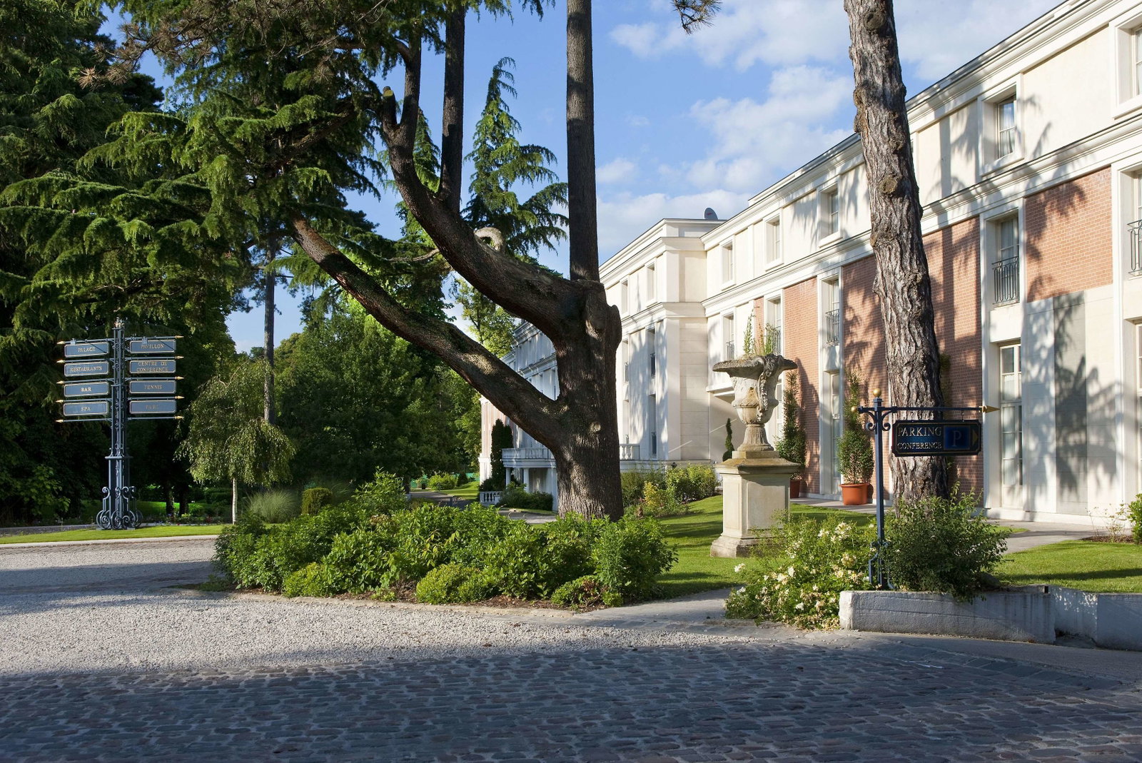 Waldorf Astoria Versailles Trianon Palace