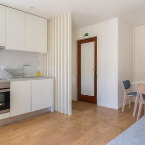 Hotel Spot Family Apartments cazare Bordeaux