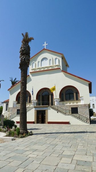 Poseidon Hotel And Apartments