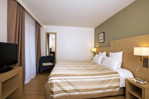 Hotel Residhome Arcachon Plazza cazare Arcachon