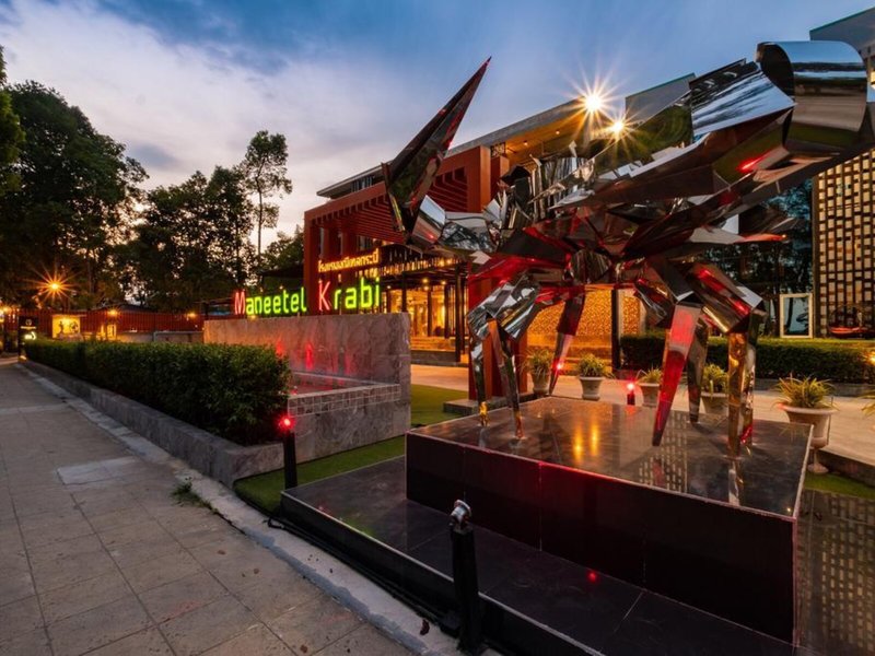 Maneetel Krabi Beachfront