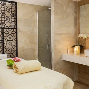 Hotel Eurostars Puerta Real cazare Granada
