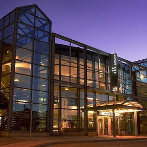 Hotel Staybridge Suites Hamilton - Downtown cazare Hamilton