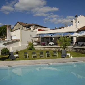 Hotel Grand Hôtel Pelisson cazare Nontron