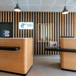 Hotel Holiday Inn Express Bordeaux - Lormont cazare Lormont