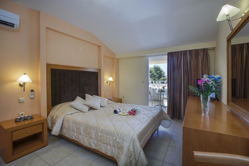 Hotel Serenity Tolo