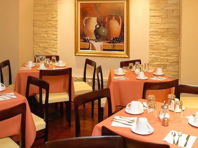 Hotel Lakonia