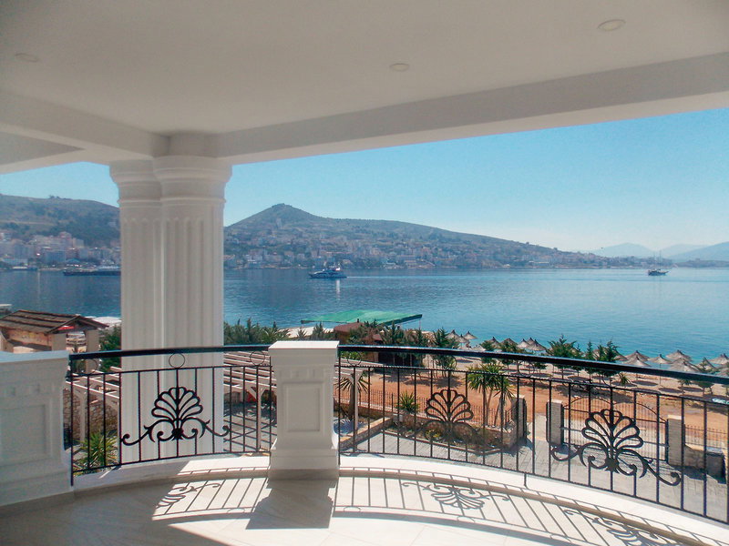 Vila Kalcuni Sarande