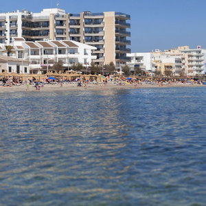 Hotel Apartamentos Ses Roquetes cazare Can Picafort